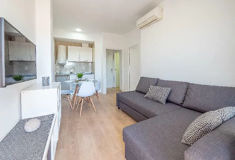 Apartamentos Ar Melrose Place Lloret de Mar Apartment